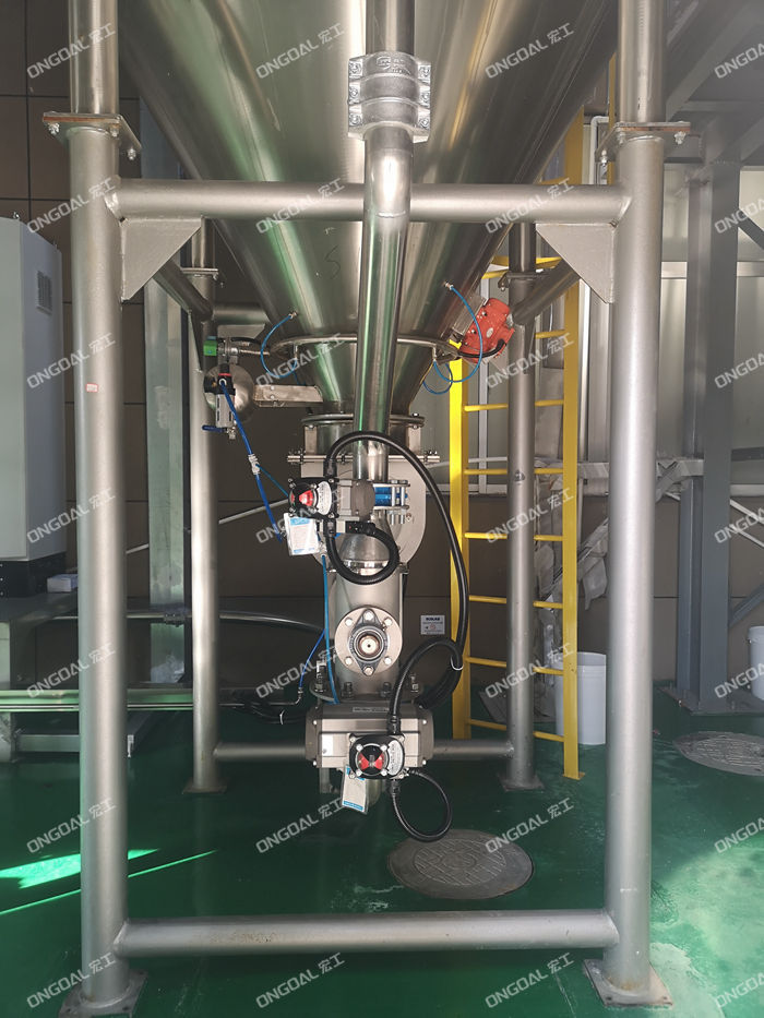 反應(yīng)釜粉體輸送 反應(yīng)釜粉體輸送