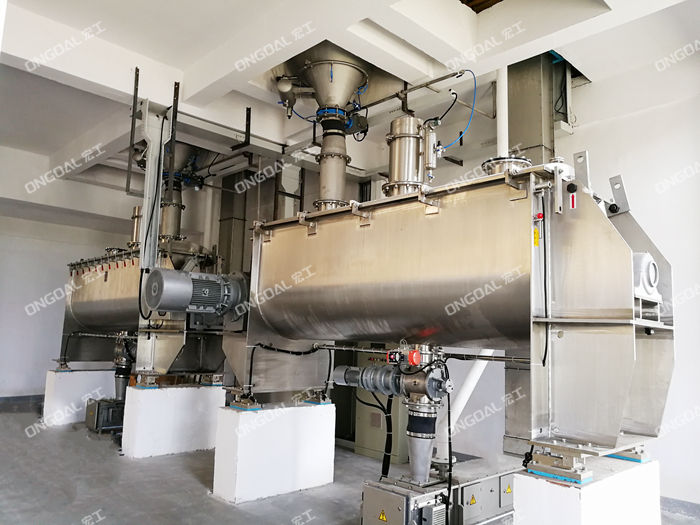 0f64a00f944c54a753ee280d93ce73d 高效捏合機配套真空輸送設(shè)備